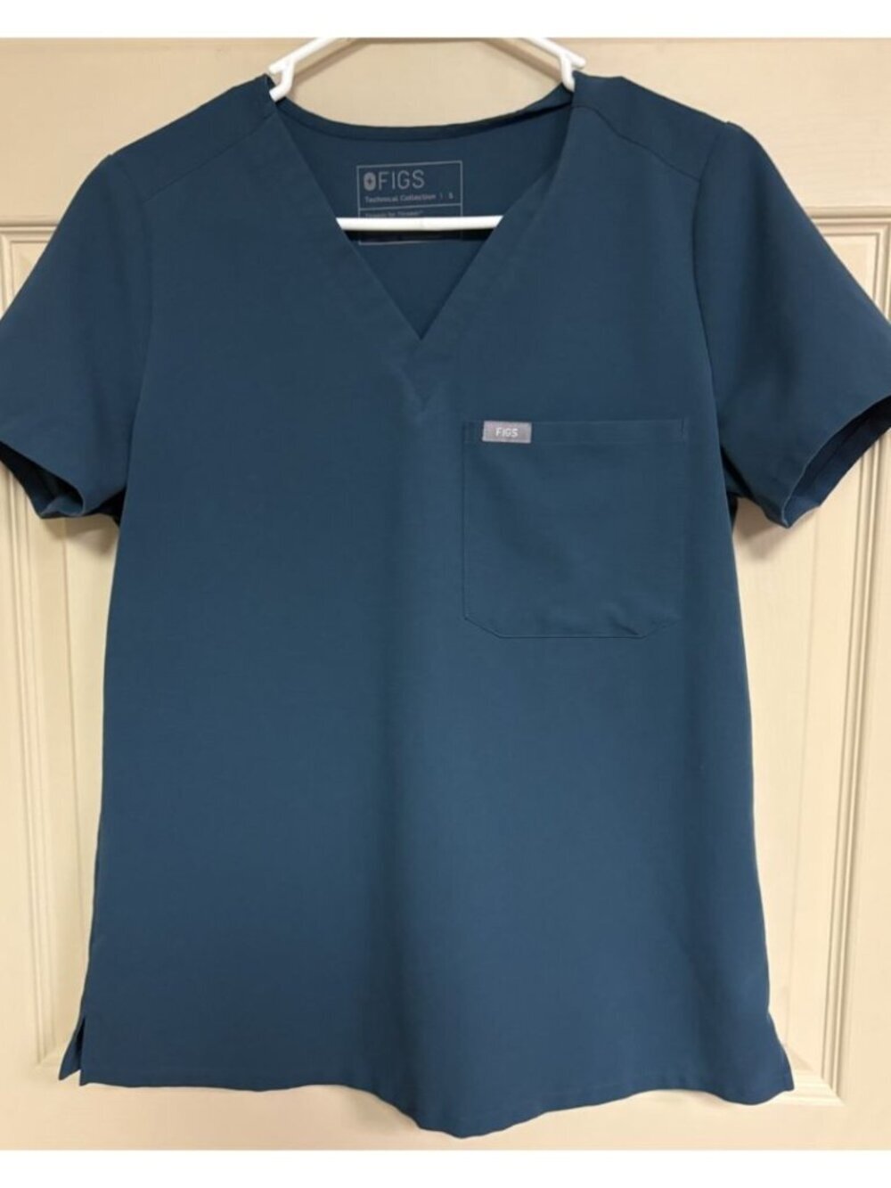 FIGS Catarina Scrub Top Womens S Teal Technical Collection One Pocket